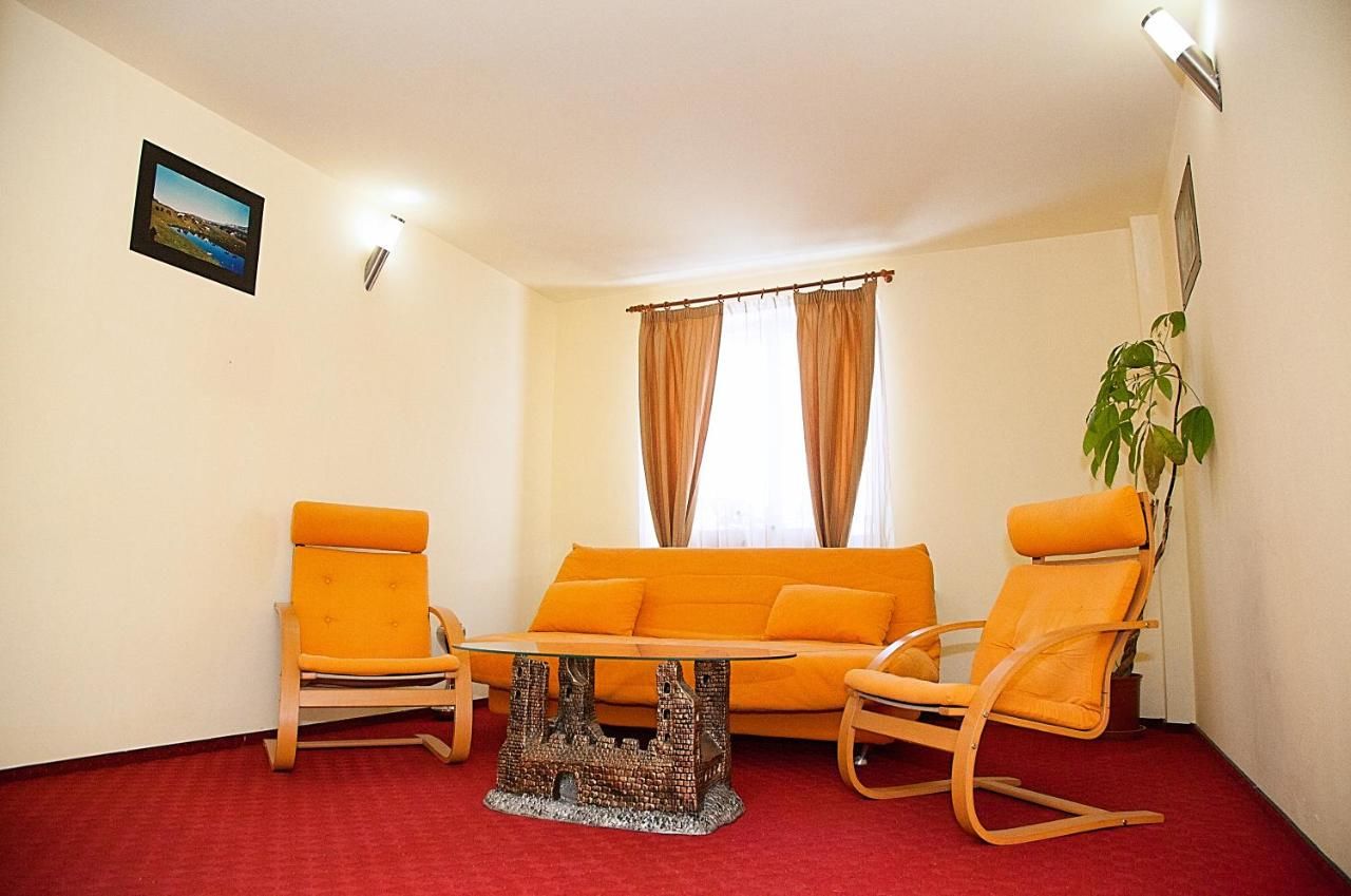 Отель Hotel Rusu Петрошани-32